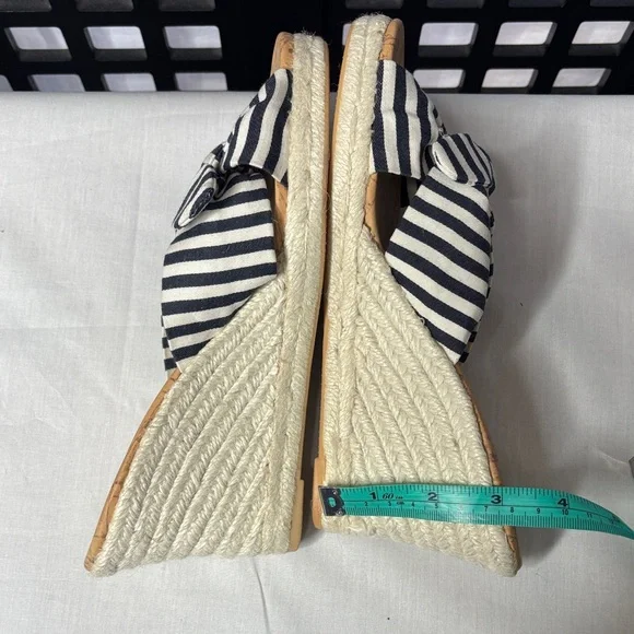 🖤 Chico’s Black & White Striped Espadrilles Heel Size 8 New 🖤 - Picture 6 of 12